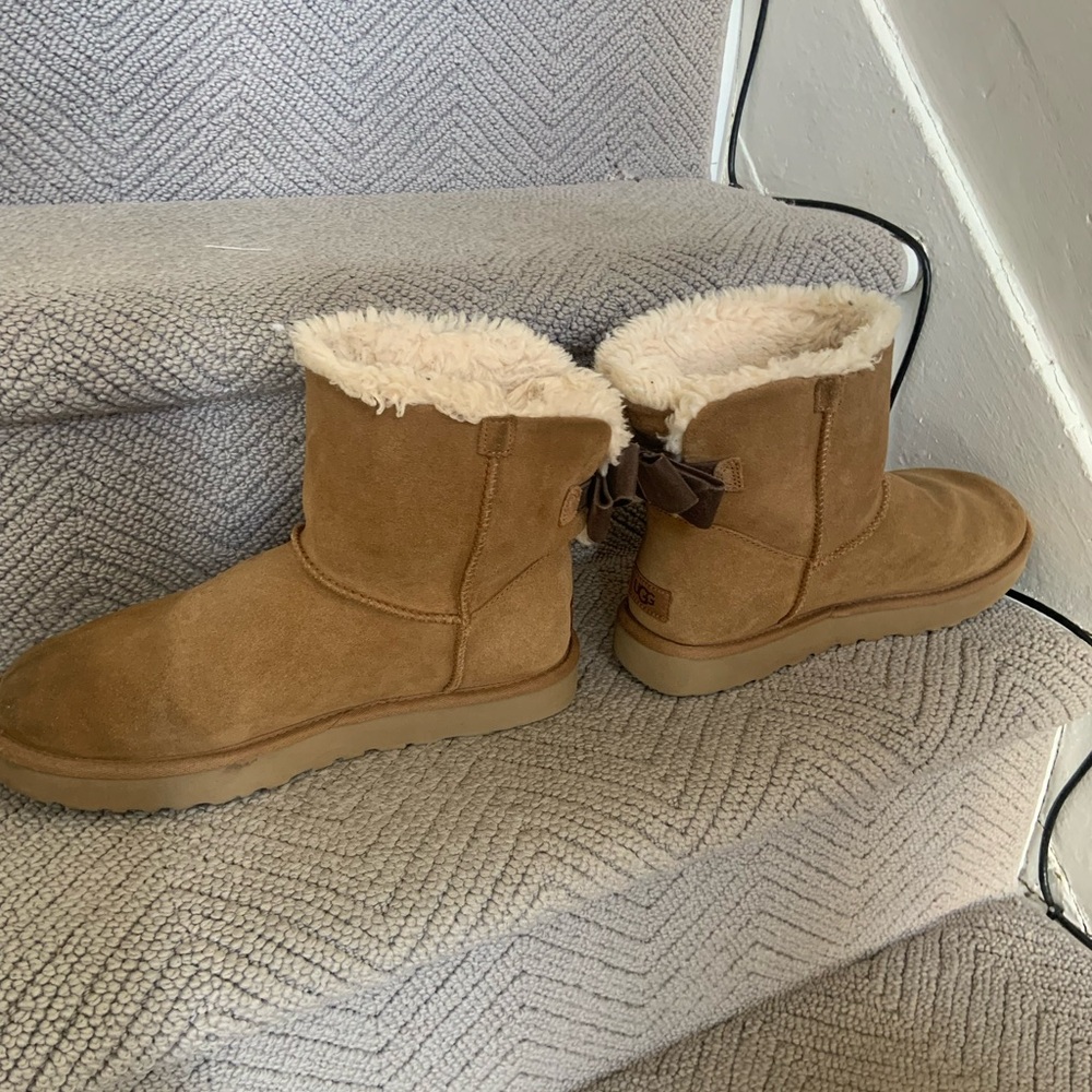 Women's UGG mini Bailey Bow II